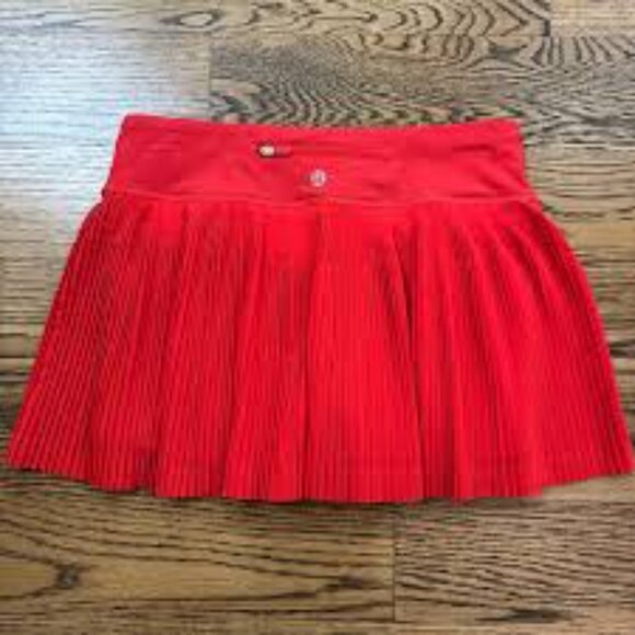 LIKE NEW Lululemon Pleat to Street Mid-Rise Skirt SIZE 0 - Picture 4 of 5